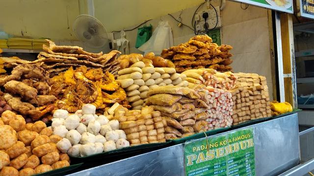 Photo of Kompleks Makanan Medan Renong Padang Kota Lama - George Town, Penang, Malaysia